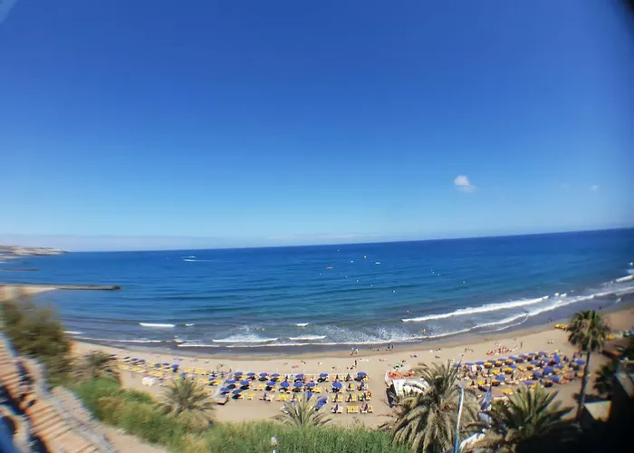 Tara Playa del Ingles (Gran Canaria)