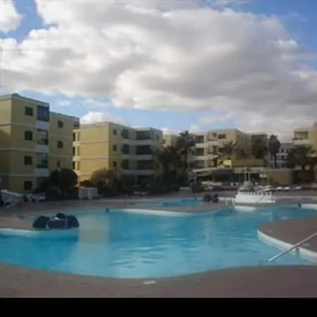 Tara פלאייה דל אינגלז